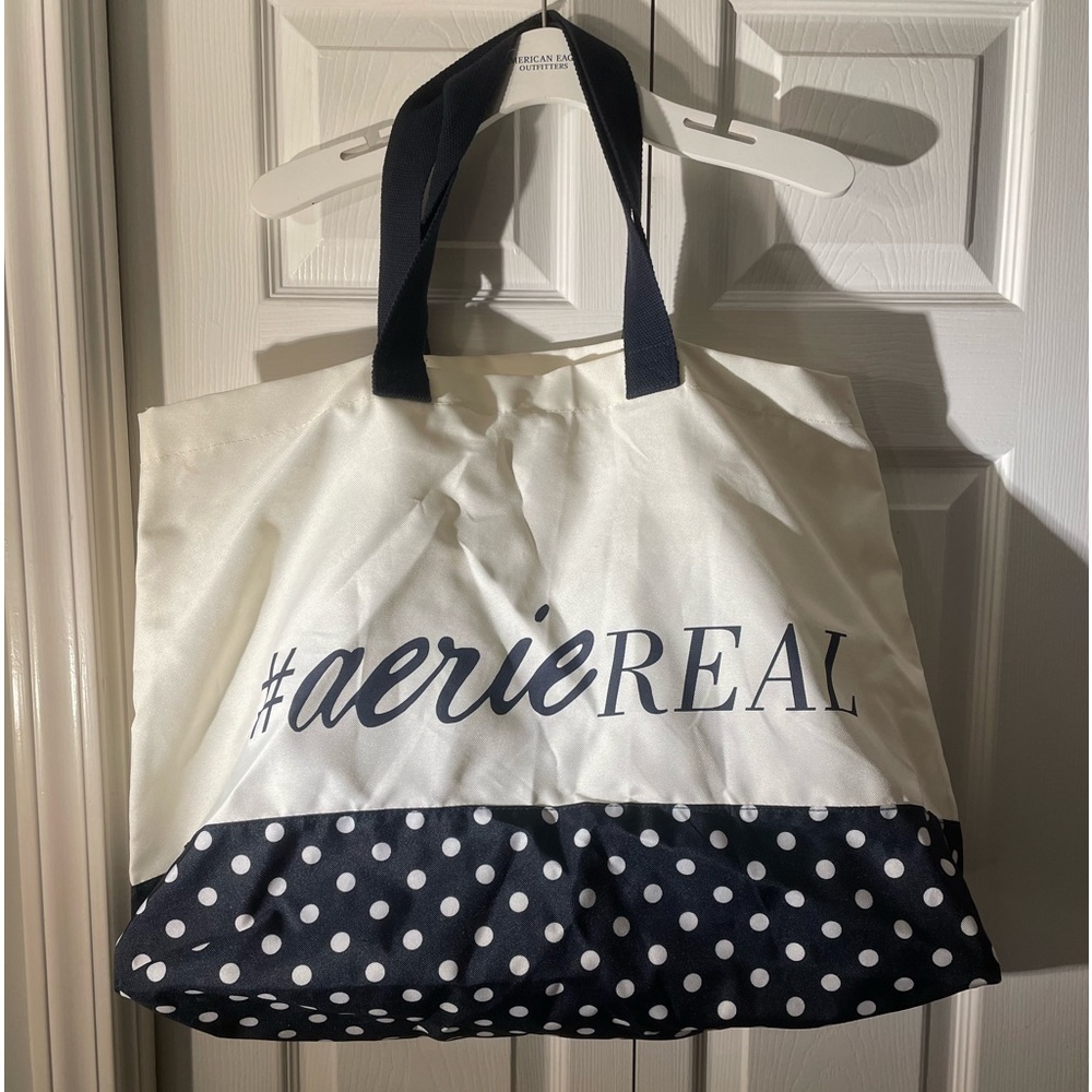 Aerie tote bag